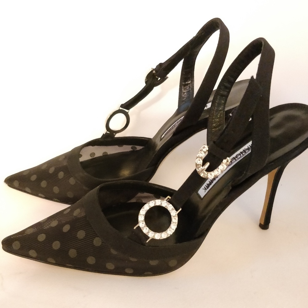 Manolo Blahnik black mess size 37